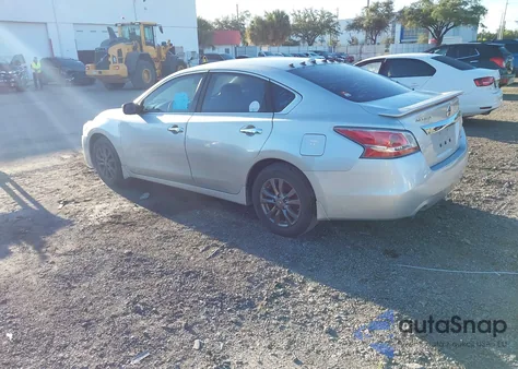 2015 Nissan Altima 2.5 S from USA, damaged, VIN 1N4AL3AP8FC597260